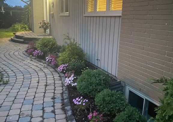 Glabar Park Apartment | Spacious Guest house -walkout Basement- 4 guests! -dedicated workspace-No Pet! No Cooking! No Smoking! No Party!