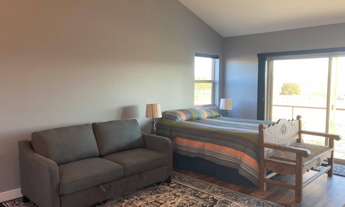 Paulden Cabin | Spacious Guest House with an Awesome View in Paulden, near Gunsite Academy