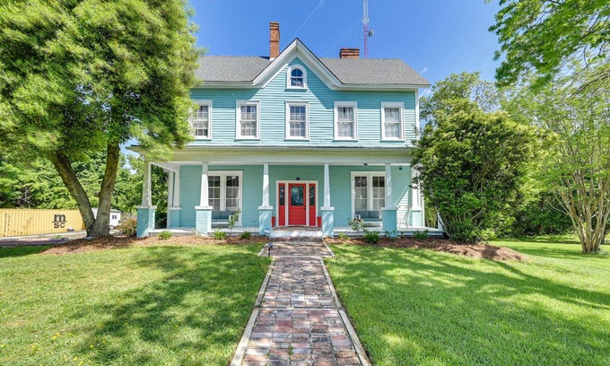 High Point House | Spacious Historic Home w/Yard & Deck!