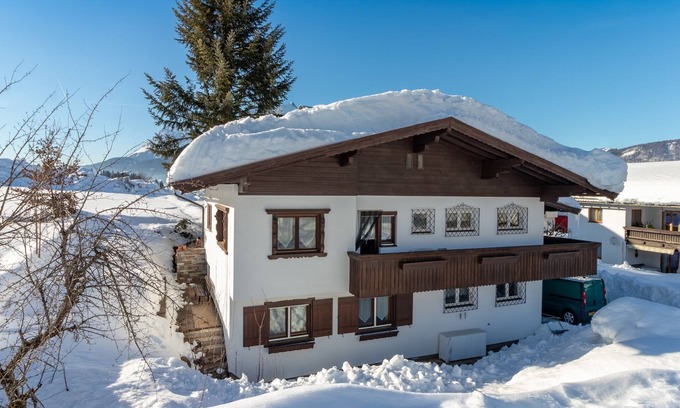 Sankt Johann in Tirol House | Spacious holiday home near the ski area