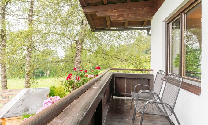 Moosen Apartment | Spacious holiday home, ideal for families with children.
