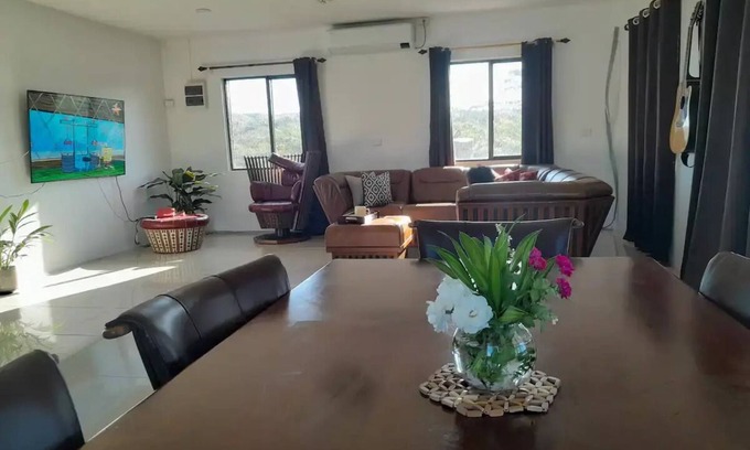 Sigatoka House | Spacious Holiday Home, Coral Coast Sigatoka.