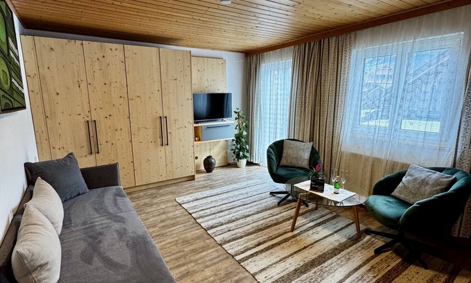 Altaussee Apartment | Spacious holiday suite with a fantastic view