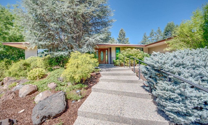 Richland House | Spacious home near River in Richland!