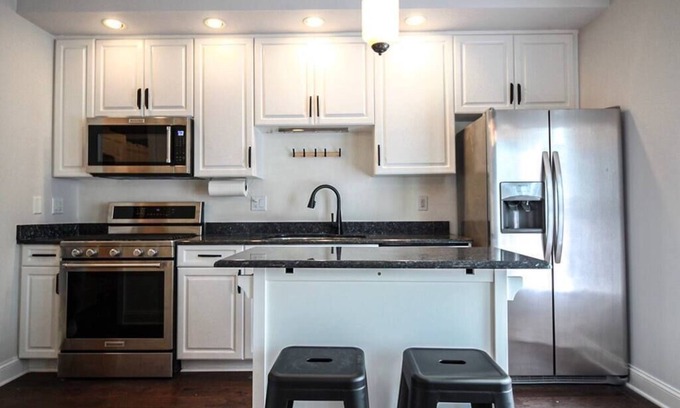 Graduate Hospital House | Spacious Home W/ Garage & Patio Hosted By StayRafa