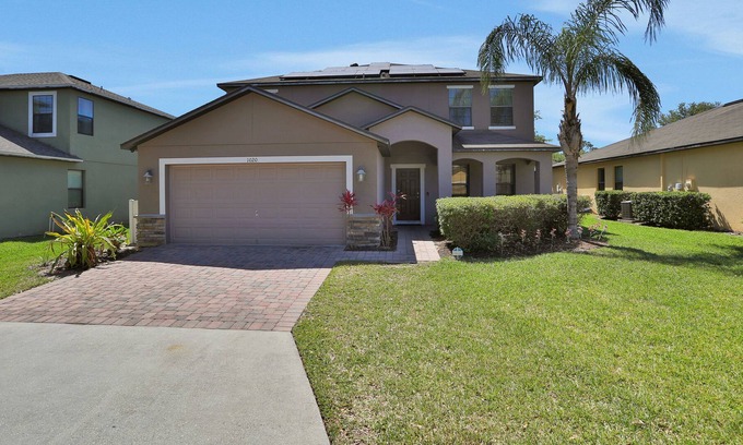 Cypress Pointe House | Spacious home with pool, lanai, game room, W/D, & central AC - snowbirds OK