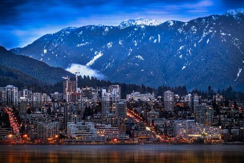 North Vancouver House | Spacious House