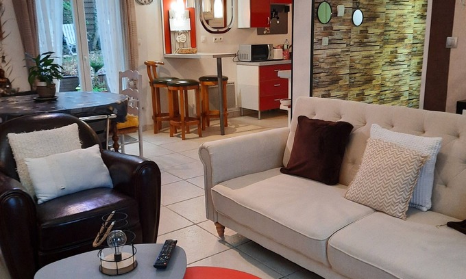 Boult-sur-Suippe House | Spacious house near Reims