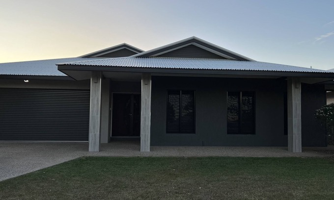 Durack House | Spacious house in quiet area
