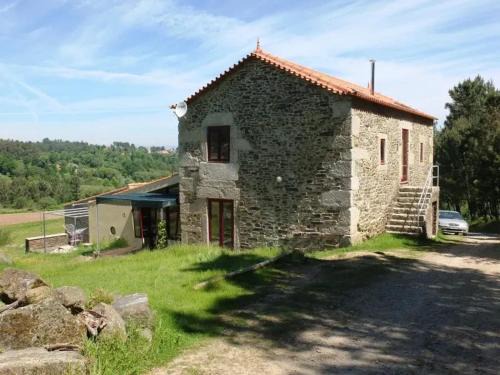 Maceira Apartment | Spacious House in Seia with Stunning Mountain Views, 150 m²