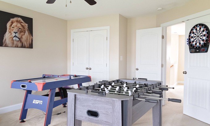 Westgate House | SPACIOUS HOUSE WITH PLAYROOM