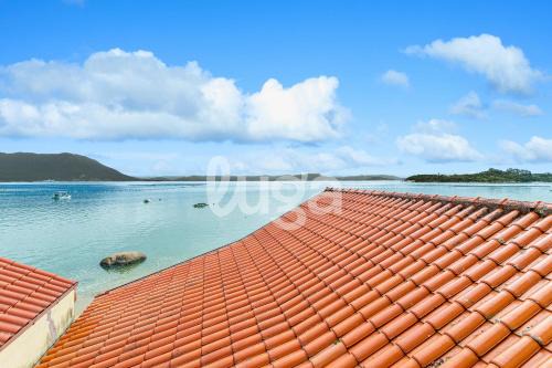 Ribeirao da Ilha House | Spacious House with Sea View