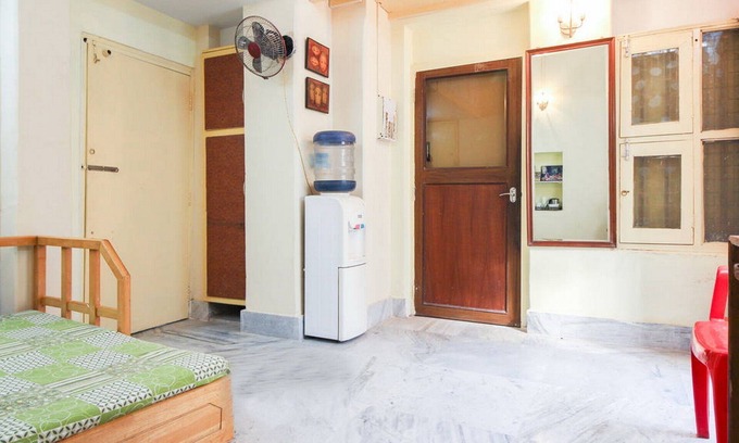 Ballygunge House | Spacious, Incredible Amenities, Superb Location, Safe /Posh Neighbourhood