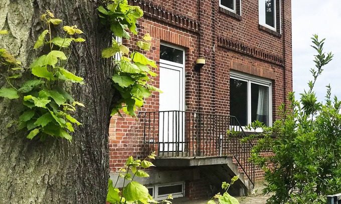 Lemgow Apartment | Spacious independent vacation apartment in an old dairy in Wendland
