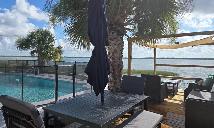Lakeland House | Spacious Lake Home w/Pool - 7 beds, sleeps 10 - on Nature's Edge