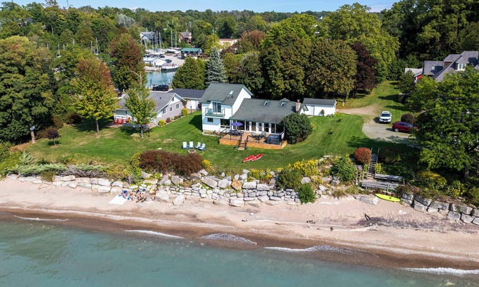 Bayfield Cottage | Spacious Lake Level Beachfront Cottage; Short walk from the Bayfield Village