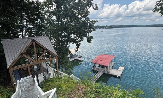 Winchester Ski Chalet | Spacious Lakefront Retreat – Private Dock, Game Room & Views – Sleeps 16
