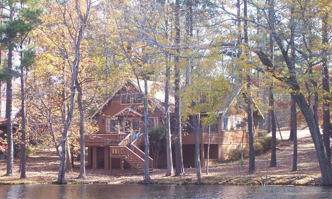 Pine Mountain Ski Chalet | Spacious Lakefront Chalet Near Callaway, Many Amenities
