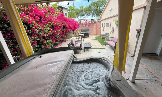 Harbor House | Spacious Long Beach Escape w Private Hot Tub