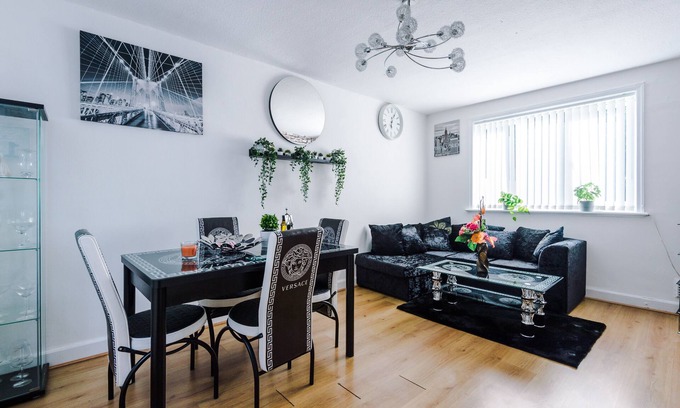 Manchester House | Spacious & luxurious 3-Bed House in Manchester