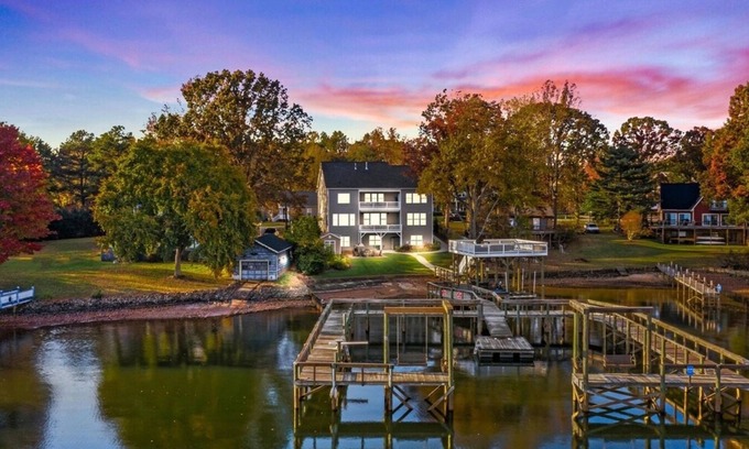 Denver House | Spacious, luxurious Port Royale Lakefront, water access and a massive Dock, wide lake view sleeps 22