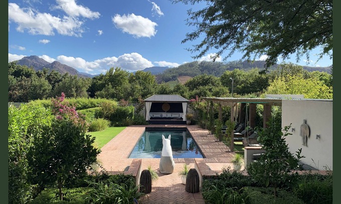 Franschhoek House | SPACIOUS & LUXURIOUS PRIVATE HOME ⏐ 4 STUNNING EN-SUITES ⏐ GARDENS & POOL