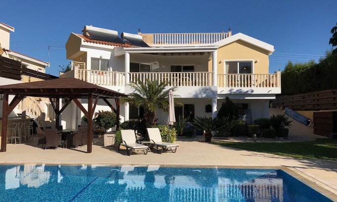 Peyia Town Villa | Spacious Luxury Villa With Sea And Mountain Views
