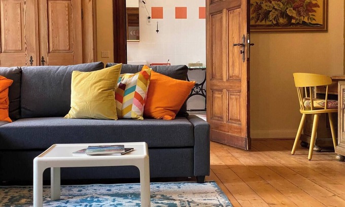Calbe Apartment | Spacious manor house apartment near the Saale and Elbe rivers