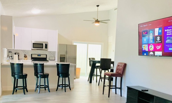 Cutler Bay House | Spacious Miami House/5 mins from Marina/Ocean/Pool/Tennis
