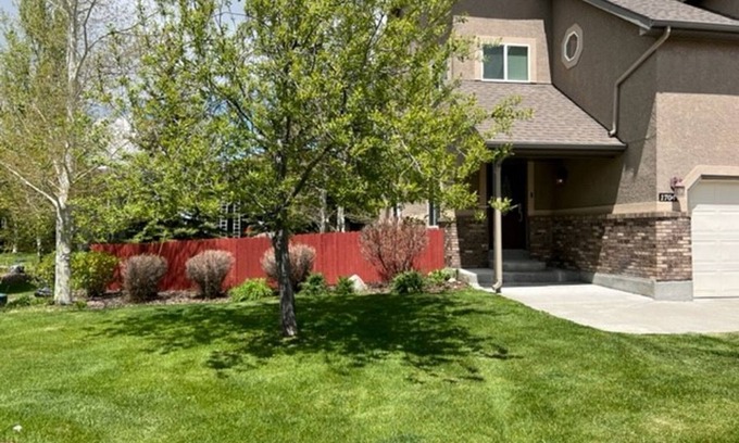 Driggs House | Spacious & Modern Corner Home - Top location, Great Views, Game Room & Bicycles!