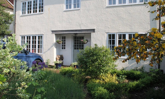 Summertown House | Spacious & Modern House in Oxford City Sleeps 8