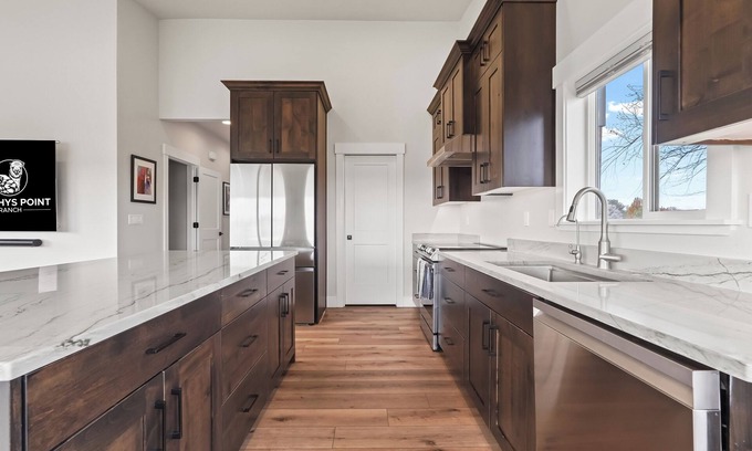 Nampa House | Spacious Modern Private Alpaca Farm Experience
