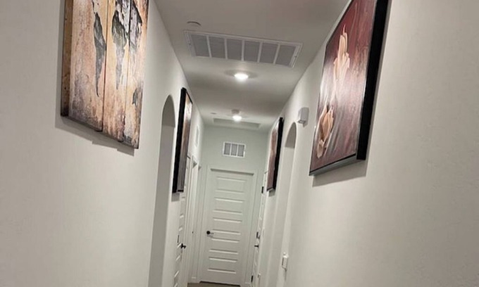 Pumpkin Center Apartment | Spacious Modern Snuggle