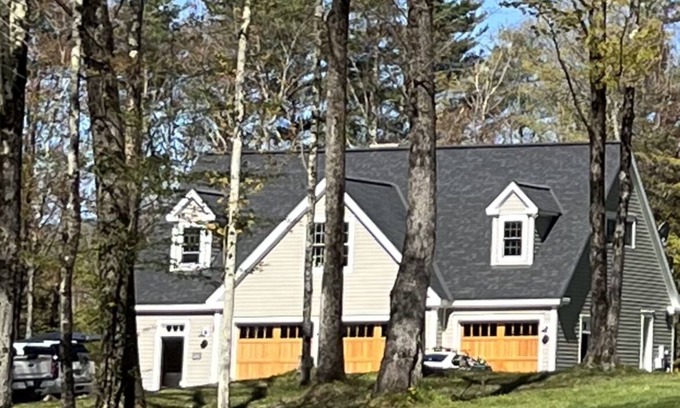 Pownal House | SPACIOUS Mountain Retreat with HOT TUB, Fire Pit & Hiking Trails
