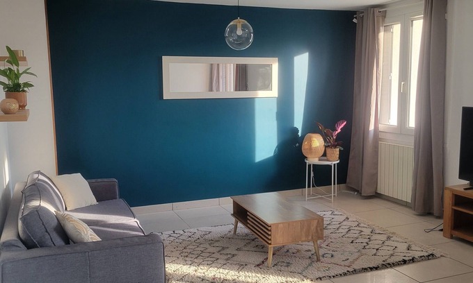 Saint-Martin-d'Heres Apartment | Spacious new apartment. Close to ski resorts