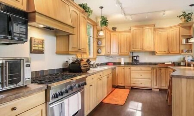 Arcadia House | Spacious Northern MI Home with Lake View Sunsets