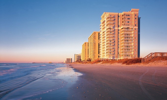 Arcadian Shores Resort | Spacious Oceanfront Resort with Onsite Restaurant, 5 Pools, 2 indoor Pools and Beach Access