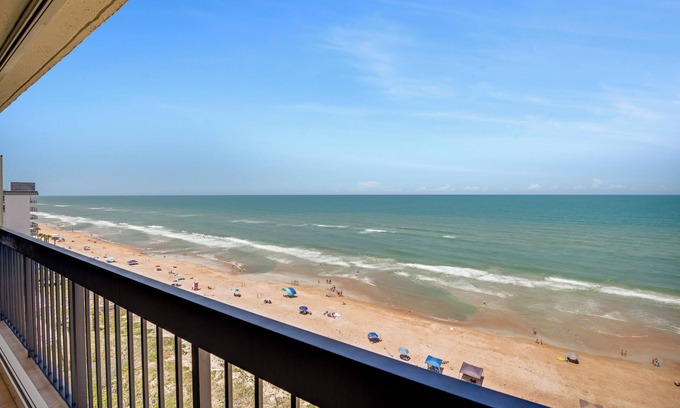 Volusia County Condo | SPACIOUS OCEANFRONT CONDO WITH SPECTACULAR VIEWS ON A NO-DRIVE BEACH