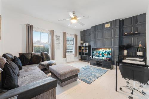 Herne Hill Apartment | Spacious One Bedroom Private Flat in Brixton +Wifi