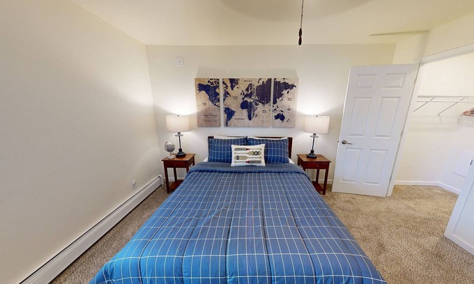 Janesville Apartment | Spacious One Bedroom Serviced Apartment