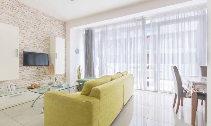Madliena Apartment | ★ Spacious Penthouse w/side Sea View ★