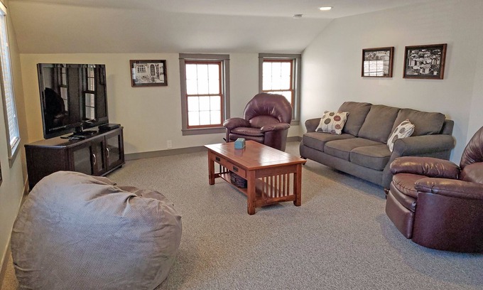 New Glarus Apartment | Spacious, Pet Friendly Apartment in the Heart of Downtown