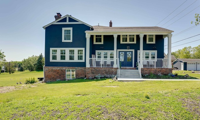 Plymouth Cottage | Spacious Plymouth Getaway w/ Hot Tub & Game Room