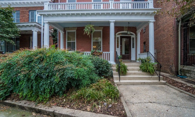 Fan District Apartment | Spacious & Prime Location in The Fan
