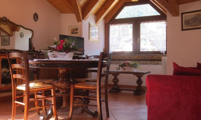 Molveno Apartment | SPACIOUS, QUIET, BRIGHT, STRATEGIC PENTHOUSE IN THE CENTER. BREATH-TAKING VIEW