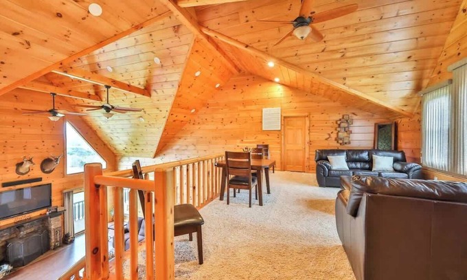 Stamford House | Spacious Retreat w/Panoramic View of Catskill Mts