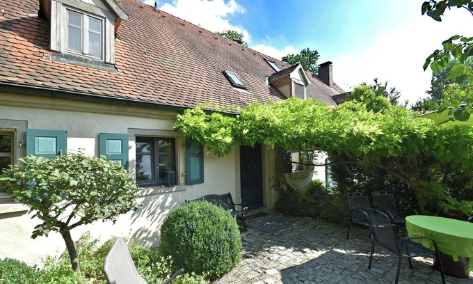 Weissenburg in Bayern House | Spacious Retreat, Weissenburg