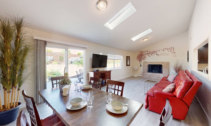 Vista House | Spacious, retreat with a large patio, central AC, & washer/dryer