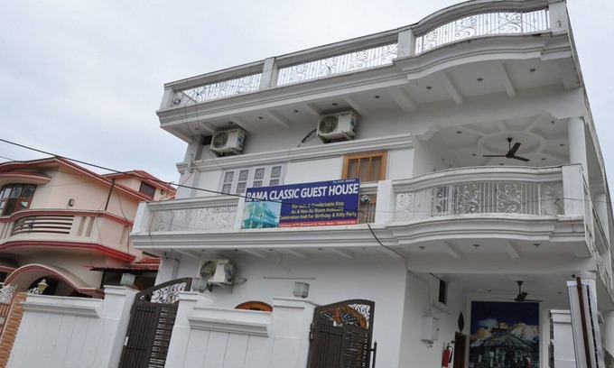 Bullawala House | Spacious Room Near Indian Military Academy