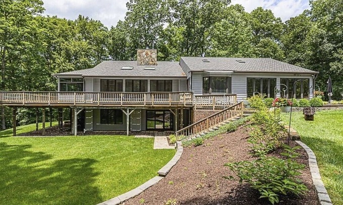 Mechanicsville House | Spacious RVA retreat home - The Creek House at Hanover